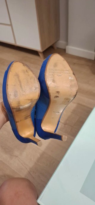 Zapatos de tacón alto azul