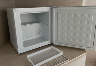 Denia. Mini congelatore H.Koenig bianco FGW400