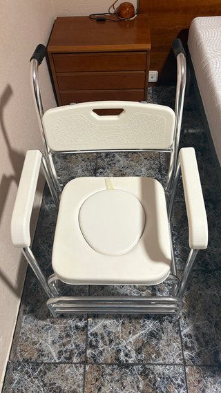 Silla de ruedas para ducha