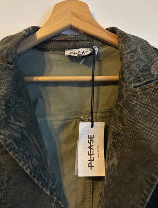 Giacca verde con fantasia