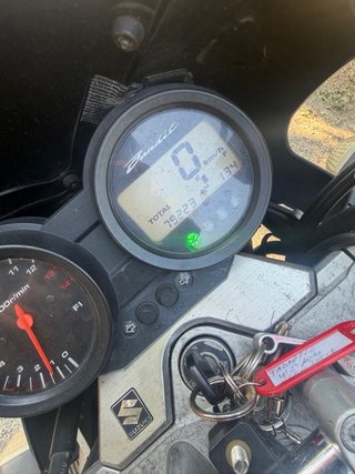 Suzuki Bandit 650 Negra