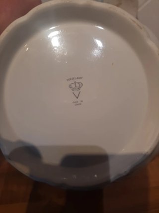 Sopera y bandeja de cerámica
