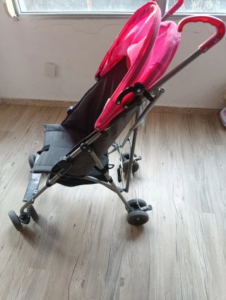 Carro de bebé ligero rosa