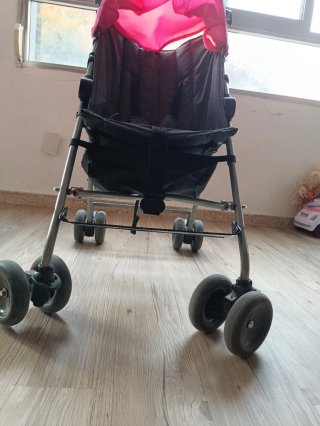 Carro de bebé ligero rosa
