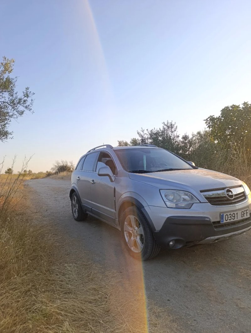Opel Antara 2008 - foto 1