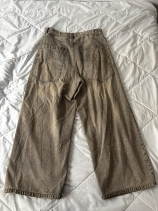 Pantalón ancho Bershka beige/marrón