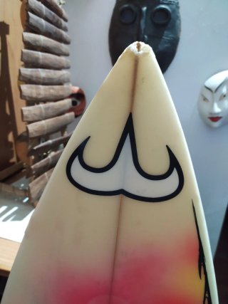 Tabla de surf con funda
