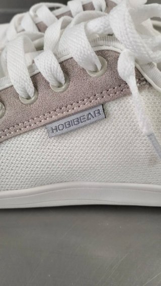 Zapatillas Hobibear Mujer Blancas y detalle marrón