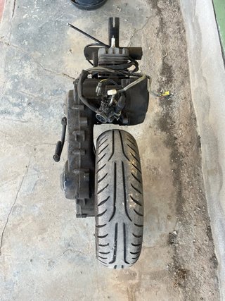 Motor Piaggio Typhoon