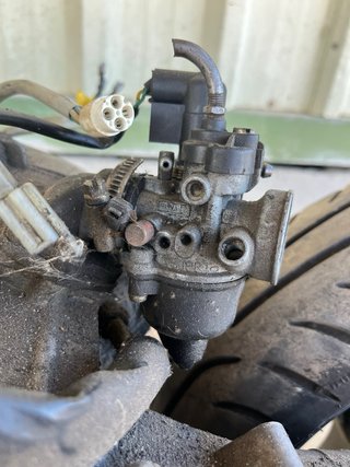 Motor Piaggio Typhoon