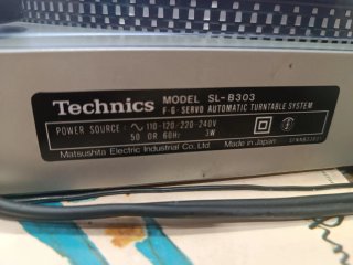 Tocadiscos Technics japonés