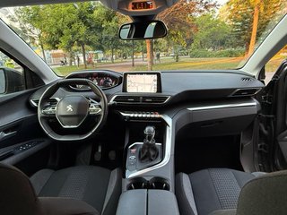 PEUGEOT 3008 DIESEL 130CV 2022