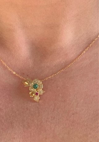 Colgante Flor Esmeralda y Rubí