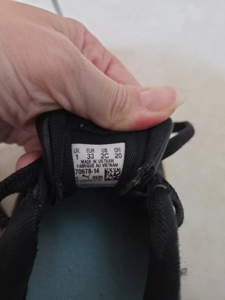 Scarpe Puma bambina n.33 nere