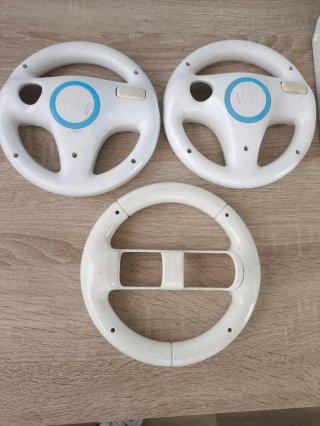 Consola Wii + Juego Mario Kart + Mandos