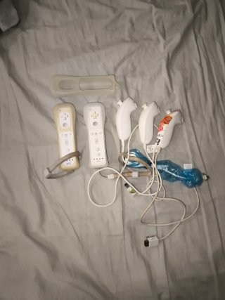 Consola Wii + Juego Mario Kart + Mandos