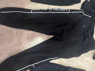 Pantalón chándal niño negro talla 9-10 años