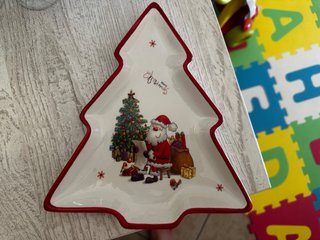 Piatto decorativo natalizio a forma di albero