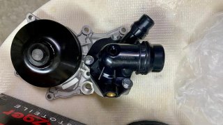Bomba de agua Metzger 4007045 BMW F01/F02/F03/F04