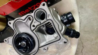 Bomba de agua Metzger 4007045 BMW F01/F02/F03/F04