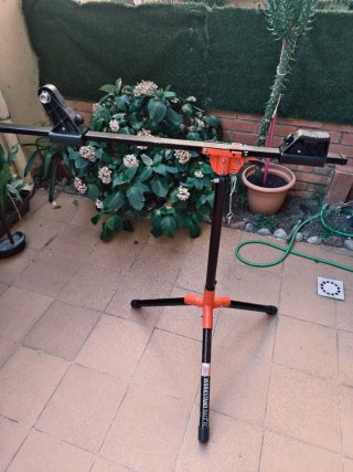 Caballete para mantenimiento de bicicleta