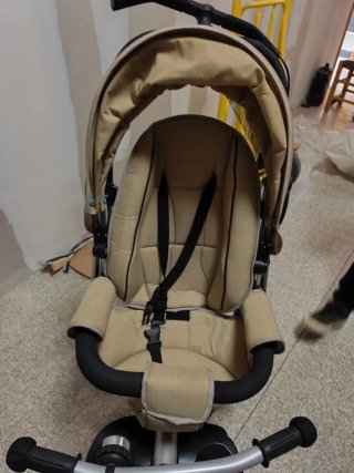 Triciclo infantil para paseo