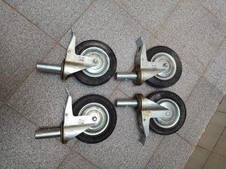 Ruedas de andamio (4 unidades) buen estado