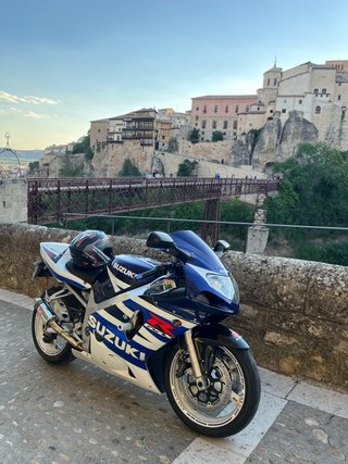 Suzuki GSXR 600 k3 Sportbike Azul/Blanco