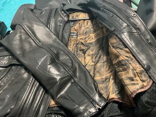 Cazadora de cuero para moto