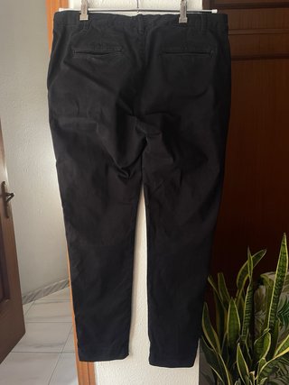 Pantalón pitillo negro Cortefiel