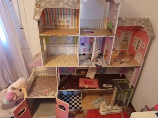Casa de muñecas grande
