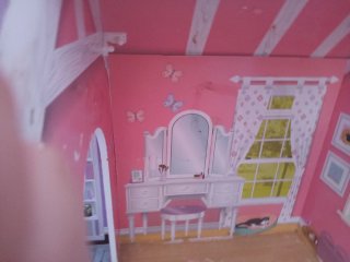Casa de muñecas grande