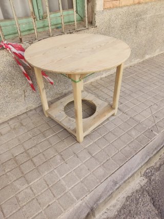 Mesa camilla de madera