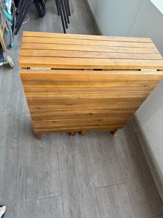 Mesa de madera para exterior