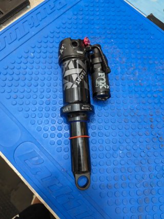 Mantenimiento de suspensiones de bicicleta mtb.