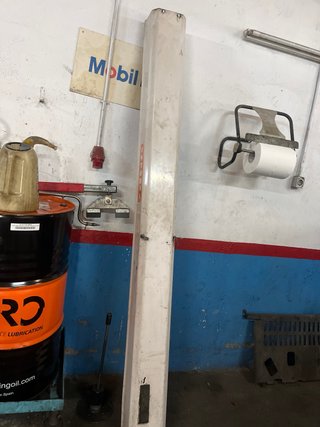 Elevador 2 columnas Istobal 2500kg