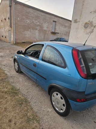 Opel Corsa 2000