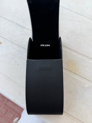 Gafas Prada SPR A06 con estuche