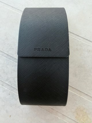 Gafas Prada SPR A06 con estuche