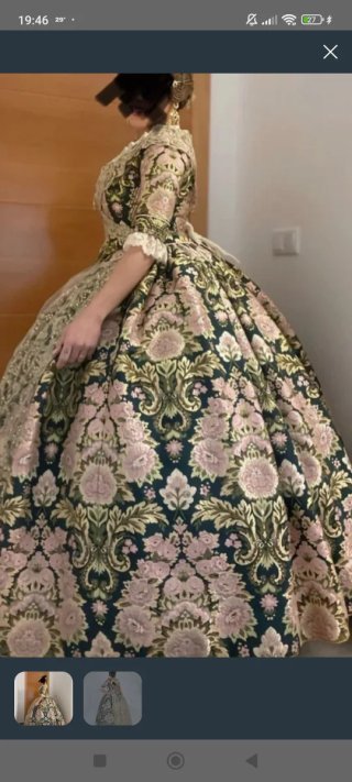 Telas falleras negras y doradas