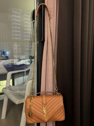 Bolso YSL Beige con Llavero