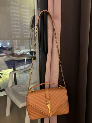 Bolso YSL Beige con Llavero