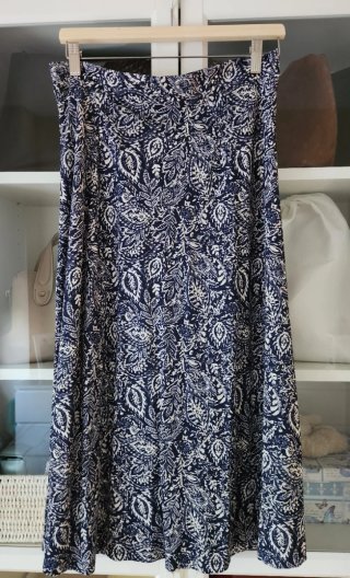 Falda midi estampada cortefiel