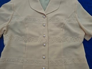 Blusa Talla 42. Medidas en descripción