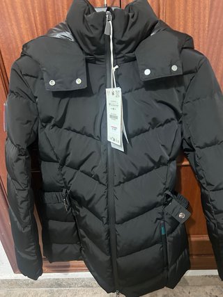 Anorak acolchado 80% plumón 20% pluma