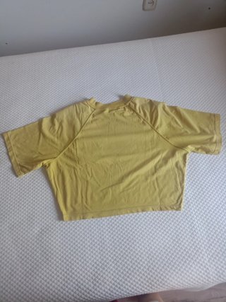 Camiseta amarilla One size.