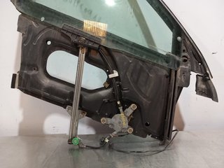 ELEVALUNAS DELANTERO DERECHO AUDI 100 AVANT (C4)