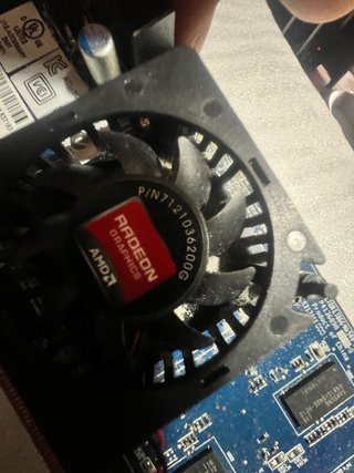Tarjeta Gráfica AMD Radeon HD 6450 1GB