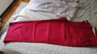 Conjunto pantalón t.44 y camisa t.46