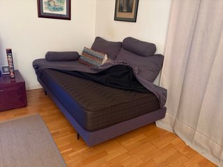 Sofá Cama Gris Tela y Metal